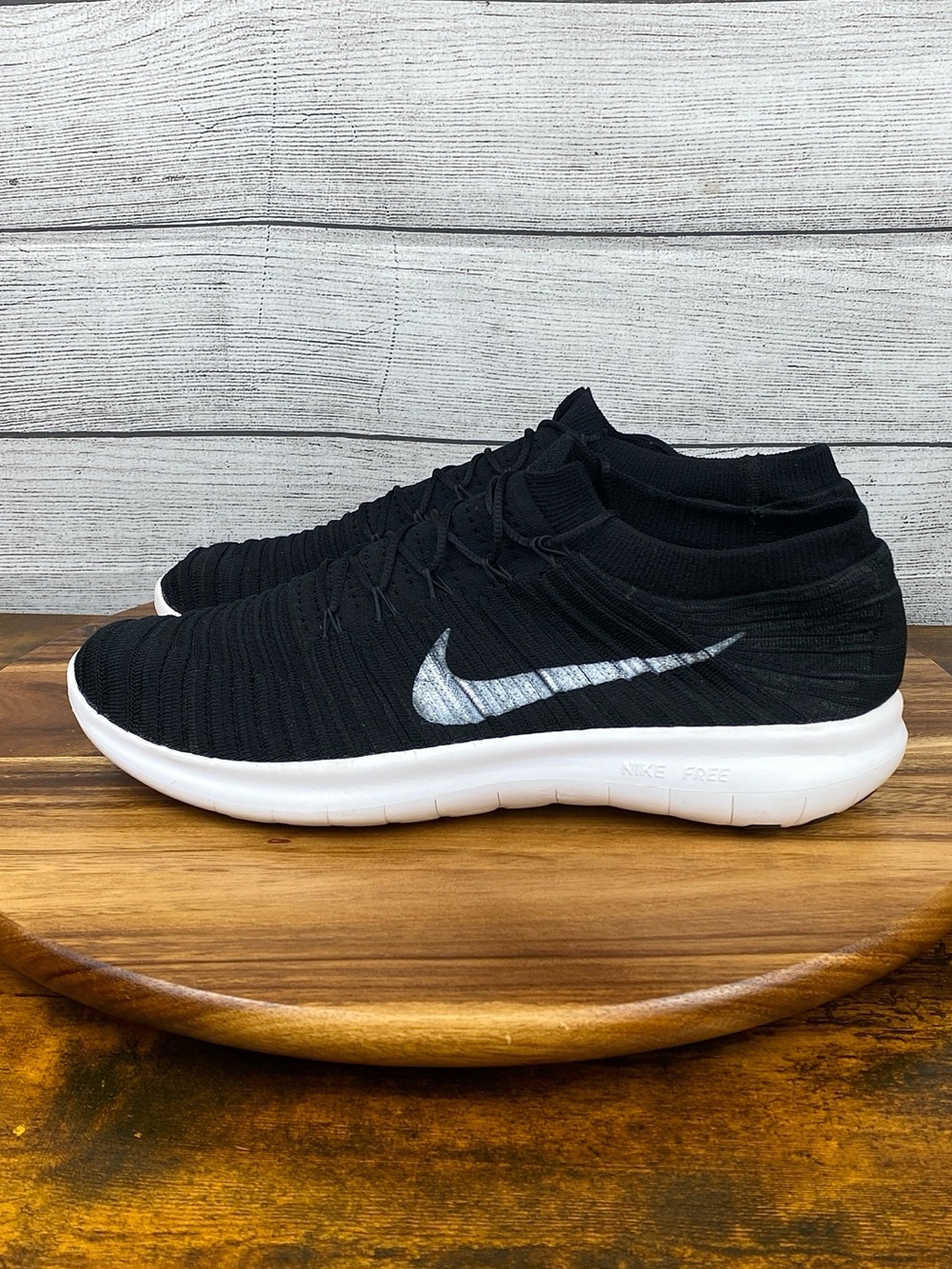 Nike Free RN Motion Flyknit Black White Running Shoes 834584-001 Men’s Size 13